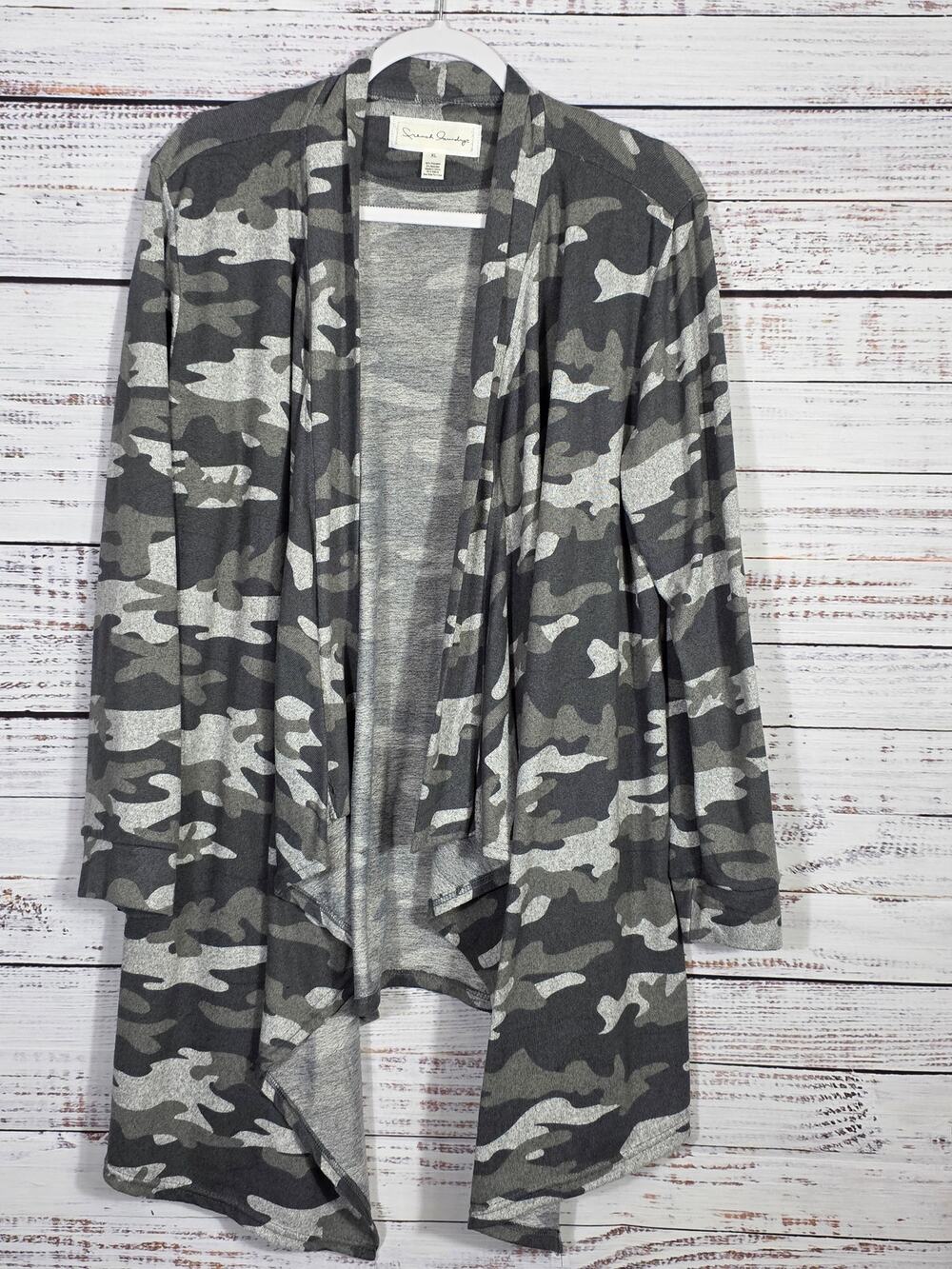 French Laundry womens open front camo cardigan sweater gray long sleeved XL